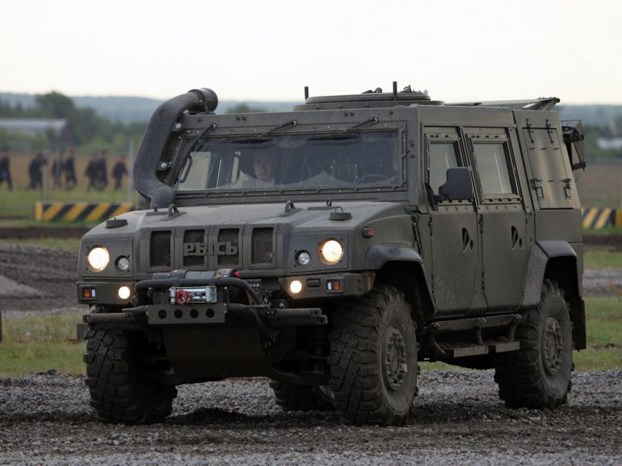  Iveco LMV Ris 2011 года  (фото 4 из 7)